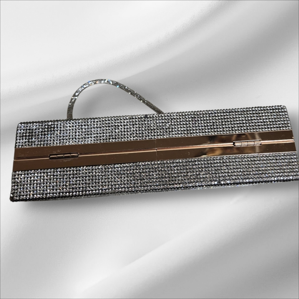 Ace of Spades Silver and Black Clutch - Picture 4 of 8